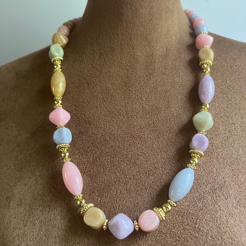 Vintage Pastel Multi Color Chunky Bead Necklace 24 Inch Size Medium Fairycore